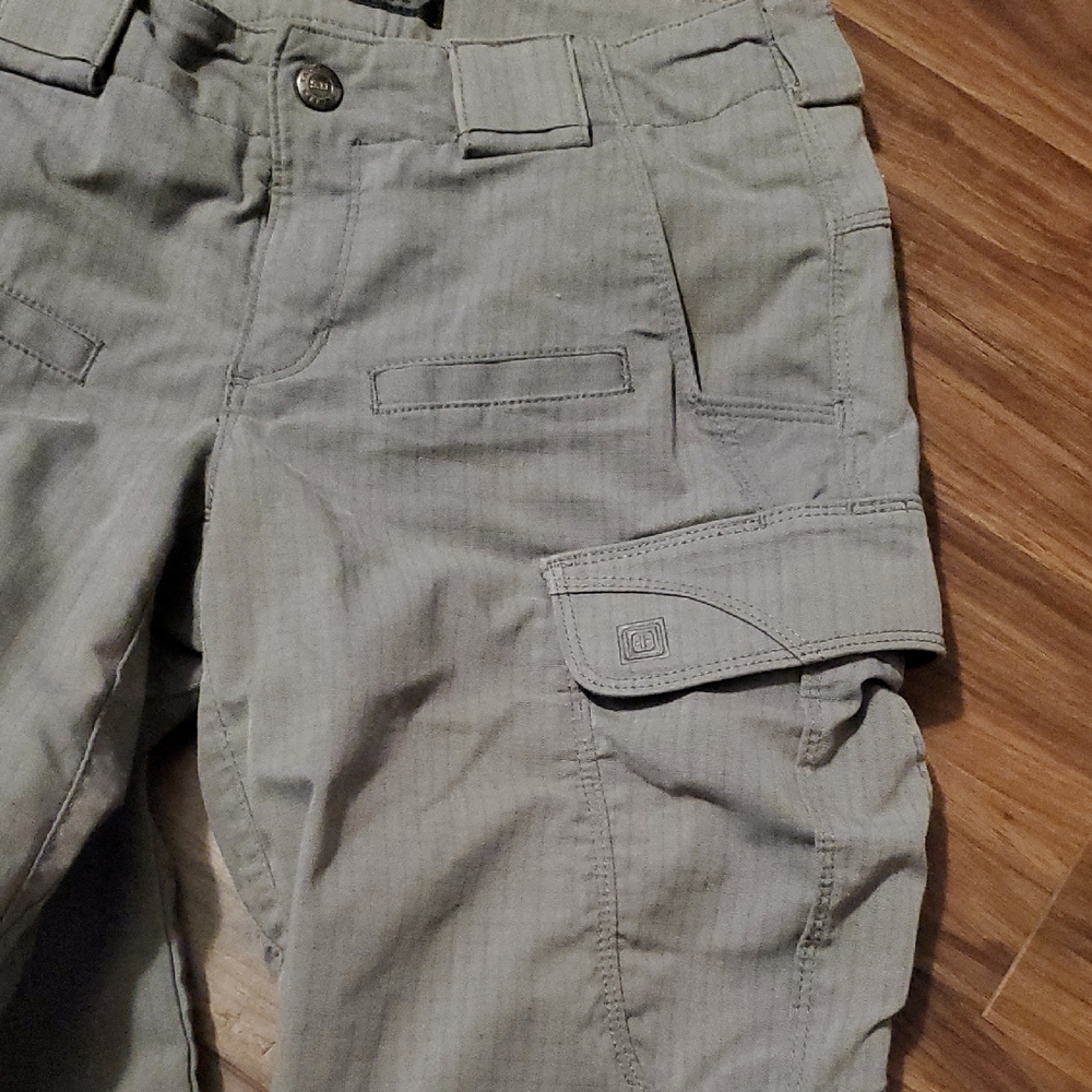 Womens 5.11 Gray Cargo Pants with Multiple Utility Pockets - Picture 4 of 13
